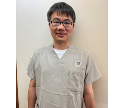 松川　明弘